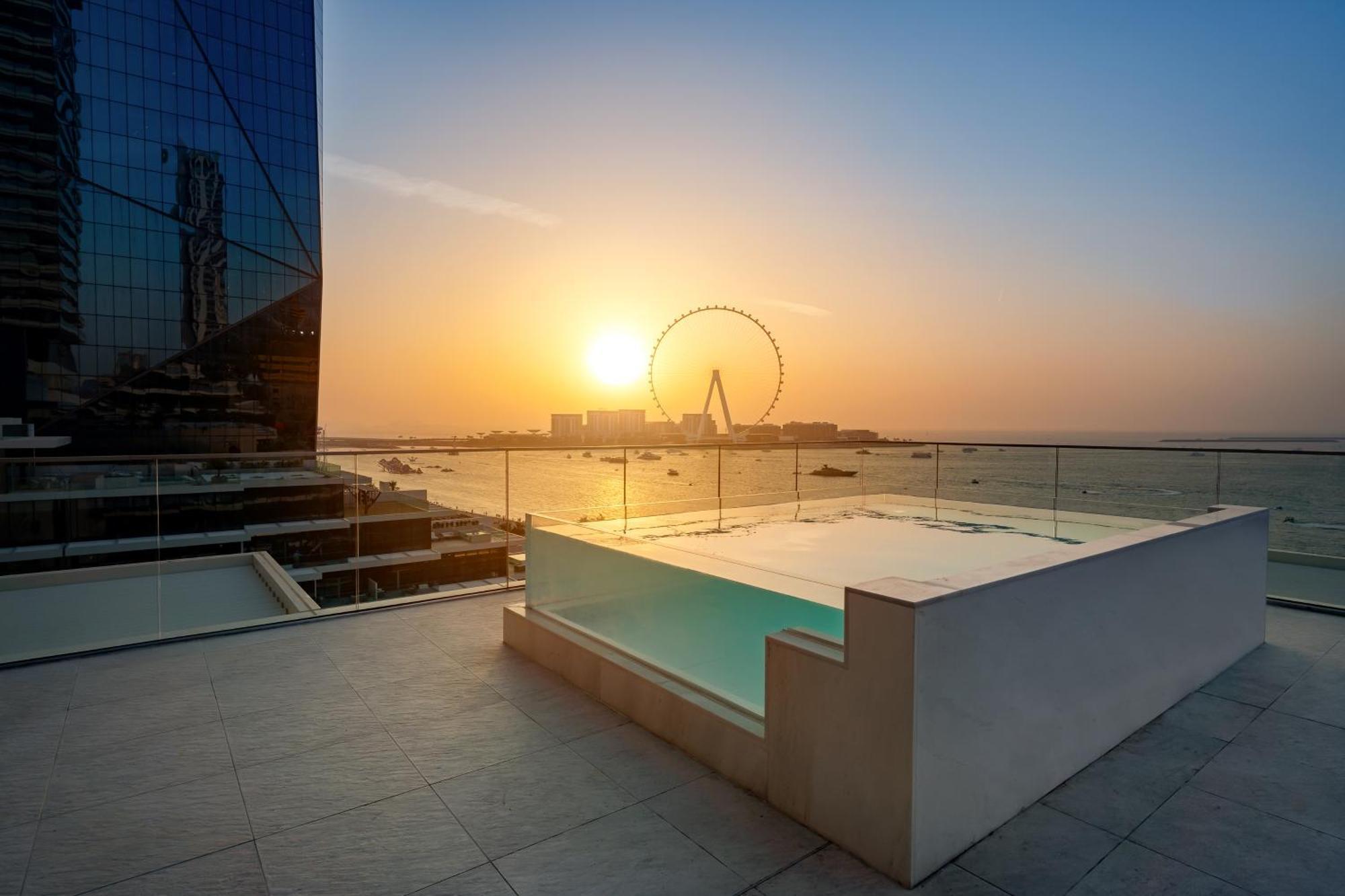 Five Luxe Dubai
